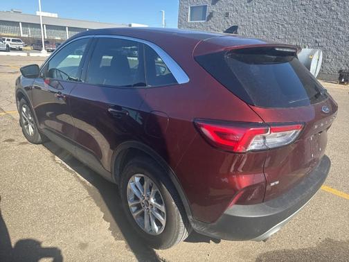 2021 Ford Escape SE