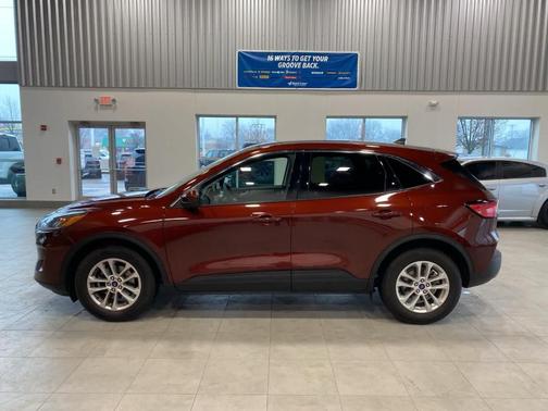 2021 Ford Escape SE