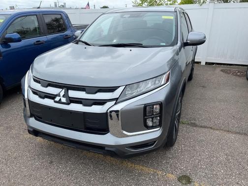 2024 Mitsubishi Outlander Sport SE