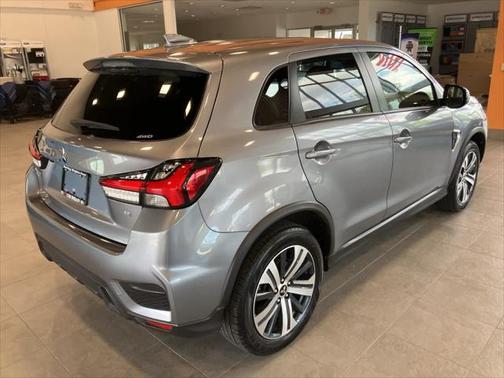 2024 Mitsubishi Outlander Sport SE