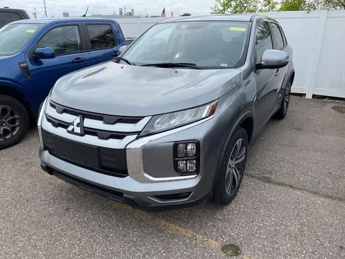 2024 Mitsubishi Outlander Sport SE
