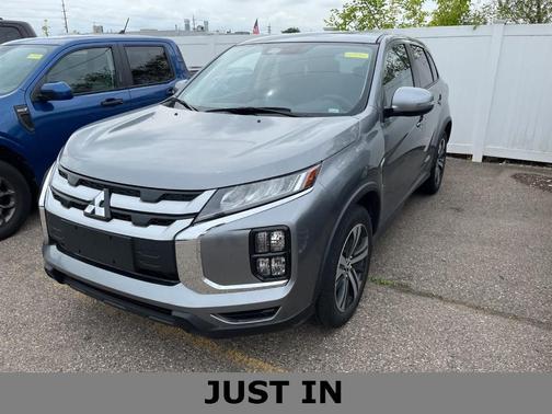 2024 Mitsubishi Outlander Sport SE