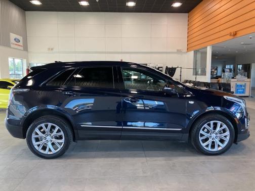 2021 Cadillac XT5 Sport