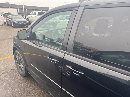 2015 Dodge Grand Caravan R/T