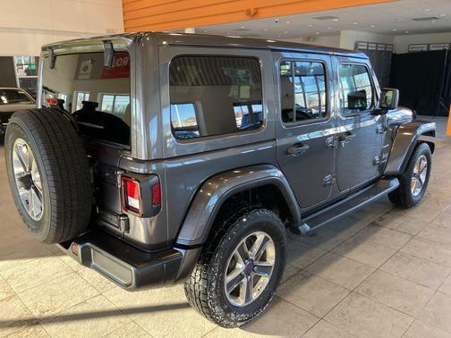 2021 Jeep Wrangler Unlimited Sahara