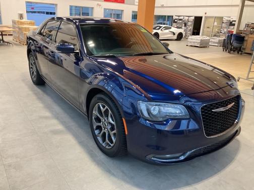 2016 Chrysler 300 S