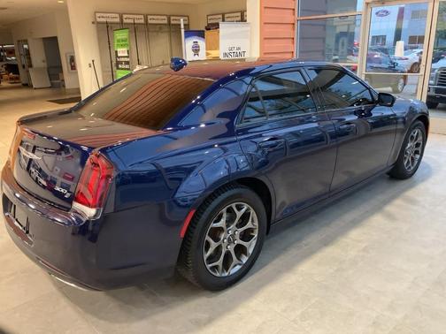2016 Chrysler 300 S