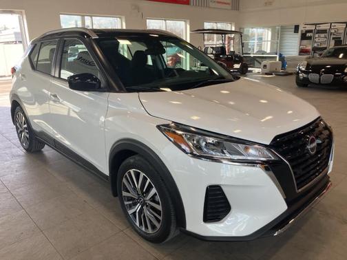 2023 Nissan Kicks SV