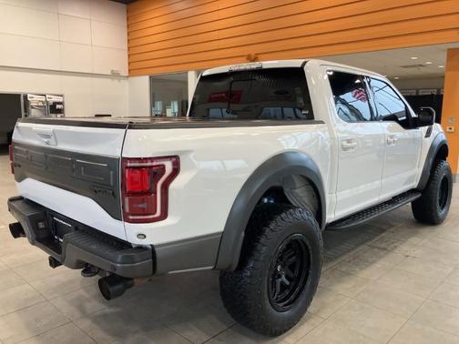 Oxford White 2018 Ford F-150 Raptor