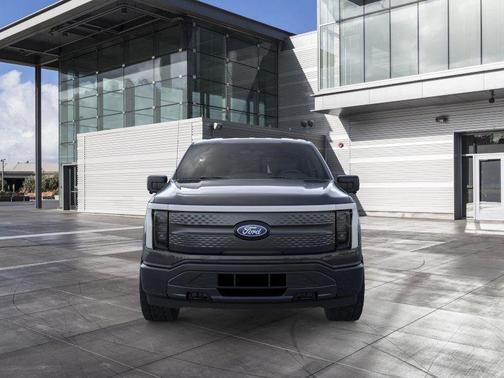 2025 Ford F-150 Lightning XLT