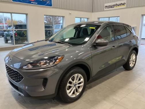 2021 Ford Escape SE