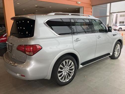 2016 INFINITI QX80 Base