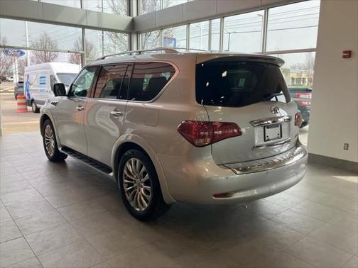 2016 INFINITI QX80 Base
