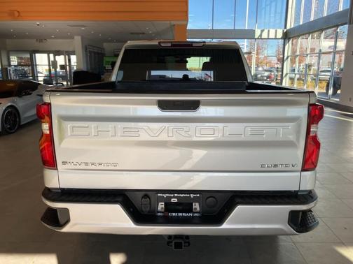 2020 Chevrolet Silverado 1500 Custom