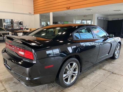 2013 Dodge Charger SXT
