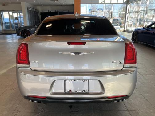 2017 Chrysler 300 S