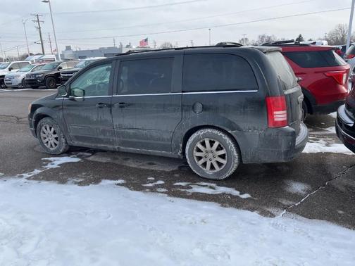 2008 Chrysler Town & Country Touring