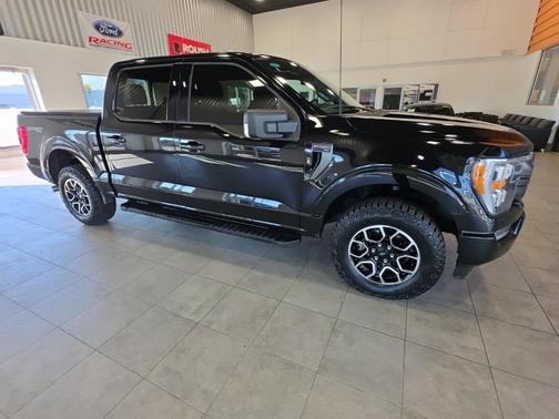 Agate Black Metallic 2023 Ford F-150 XLT