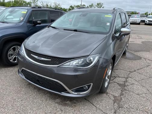 2019 Chrysler Pacifica Limited