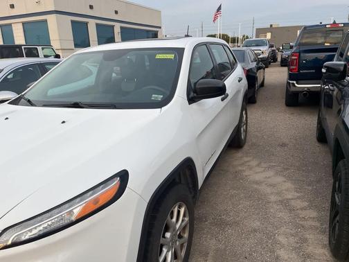 2014 Jeep Cherokee Sport