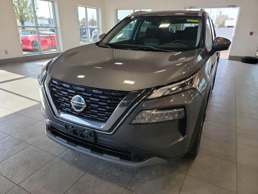 Gray 2021 Nissan Rogue SV