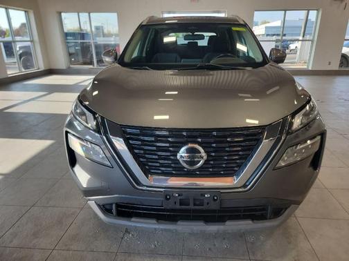 Gray 2021 Nissan Rogue SV