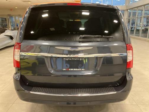 2014 Chrysler Town & Country Touring-L