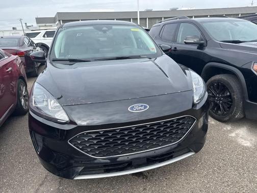 Agate Black Metallic 2021 Ford Escape SE