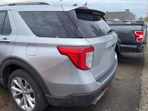 2022 Ford Explorer Platinum