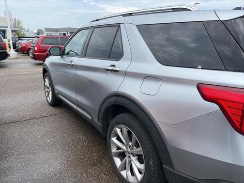 2022 Ford Explorer Platinum