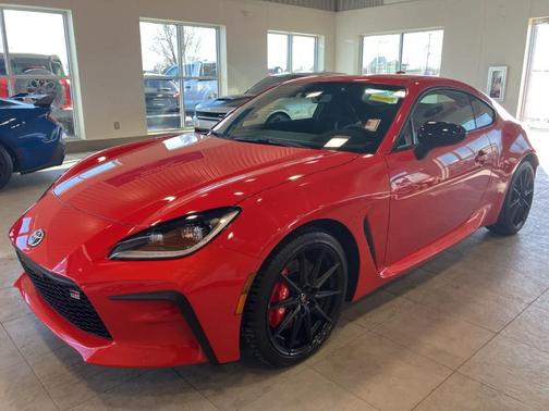 2025 Toyota GR86 Premium