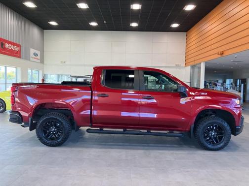 2022 Chevrolet Silverado 1500 Limited Custom Trail Boss