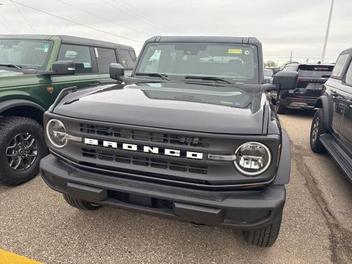 Shadow Black 2026 Ford Bronco Big Bend