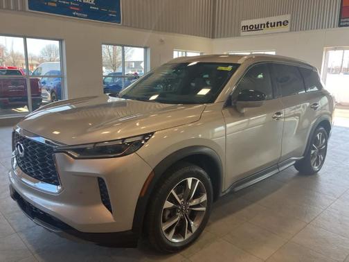 2022 INFINITI QX60 Luxe