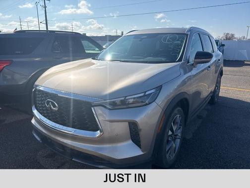 2022 INFINITI QX60 Luxe