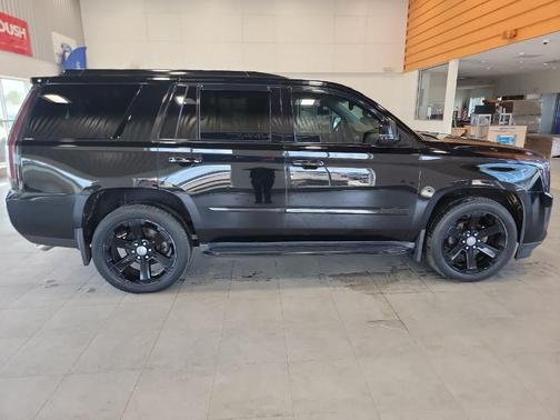 Black 2016 Cadillac Escalade Luxury
