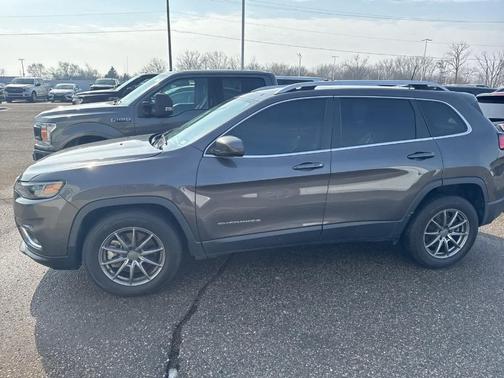 2021 Jeep Cherokee Latitude Lux