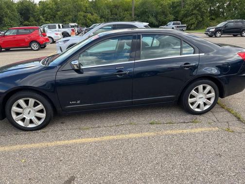 2008 Lincoln MKZ Base