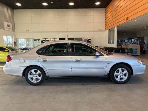 2000 Ford Taurus SES