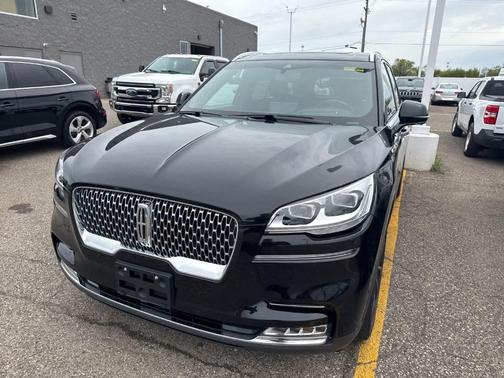 Infinite Black Metallic 2020 Lincoln Aviator Reserve AWD