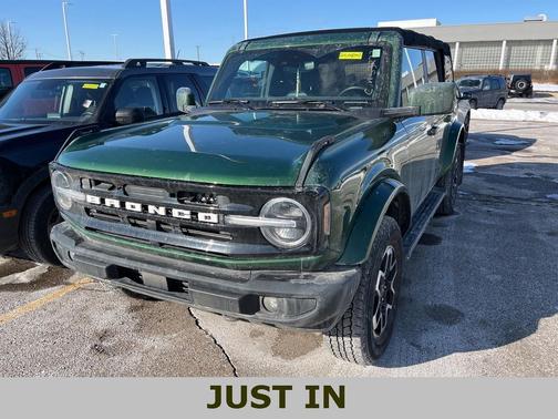 2024 Ford Bronco Outer Banks