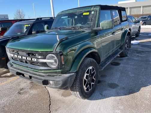 2024 Ford Bronco Outer Banks
