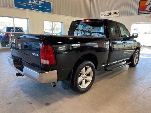 2019 RAM 1500 Classic SLT