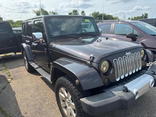 Rugged Brown Pearl 2013 Jeep Wrangler Unlimited Sahara