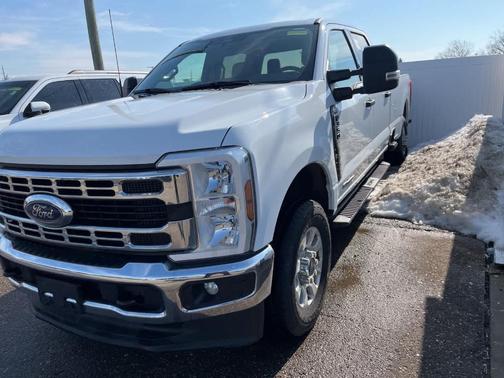 2024 Ford F-350 XLT