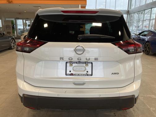 2025 Nissan Rogue SV