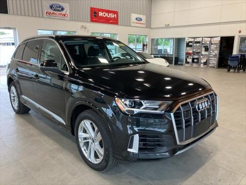 2023 Audi Q7 55 Premium Plus