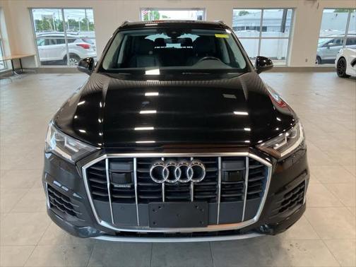2023 Audi Q7 55 Premium Plus