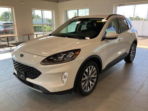 2022 Ford Escape Titanium
