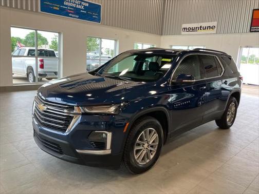 2022 Chevrolet Traverse LT Cloth